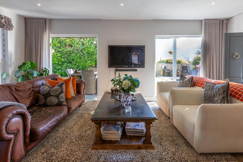 To Let 3 Bedroom Property for Rent in Hout Bay Western Cape